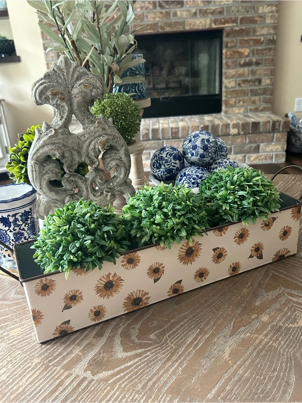 NEW! Vintage Inspired Shabby Chic LARGE Sunflower Metal Planter Box Basket